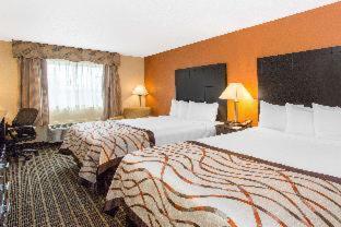 Baymont By Wyndham Muskegon Quarto foto